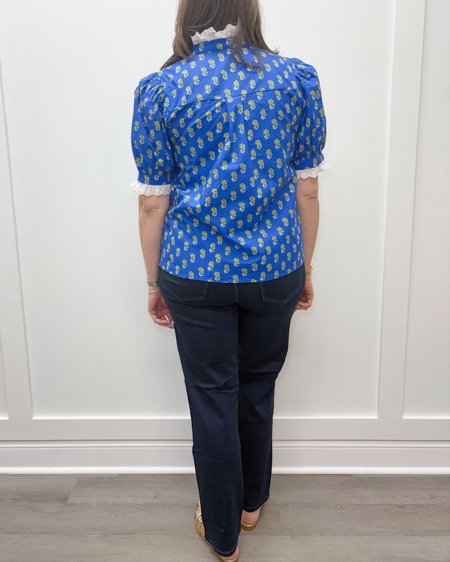 Floral Charm Top - Blue Floral w/ Lace Trim Tops Entro