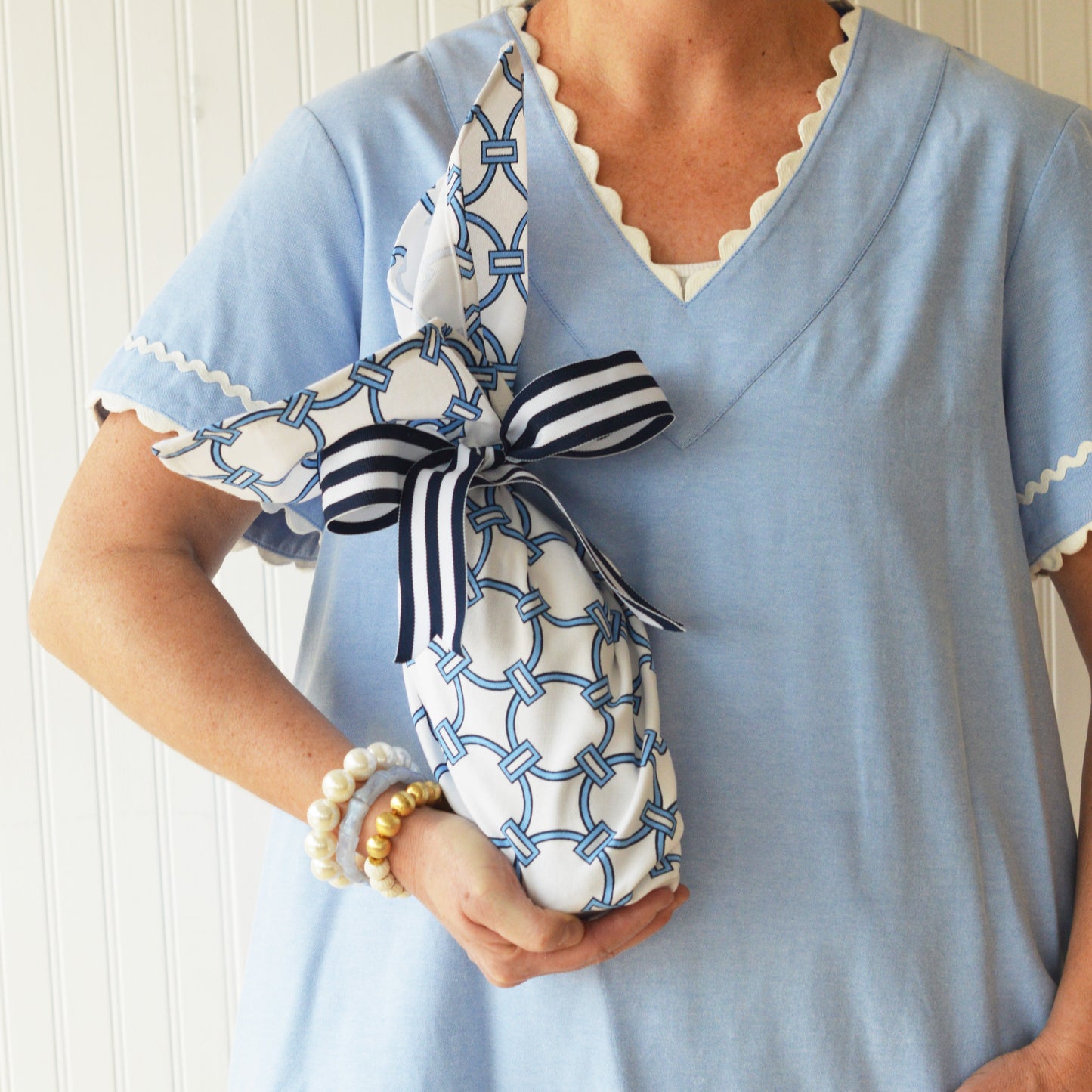 Cotton Tea Towel - Circle Link Jar Gifts WH Hostess