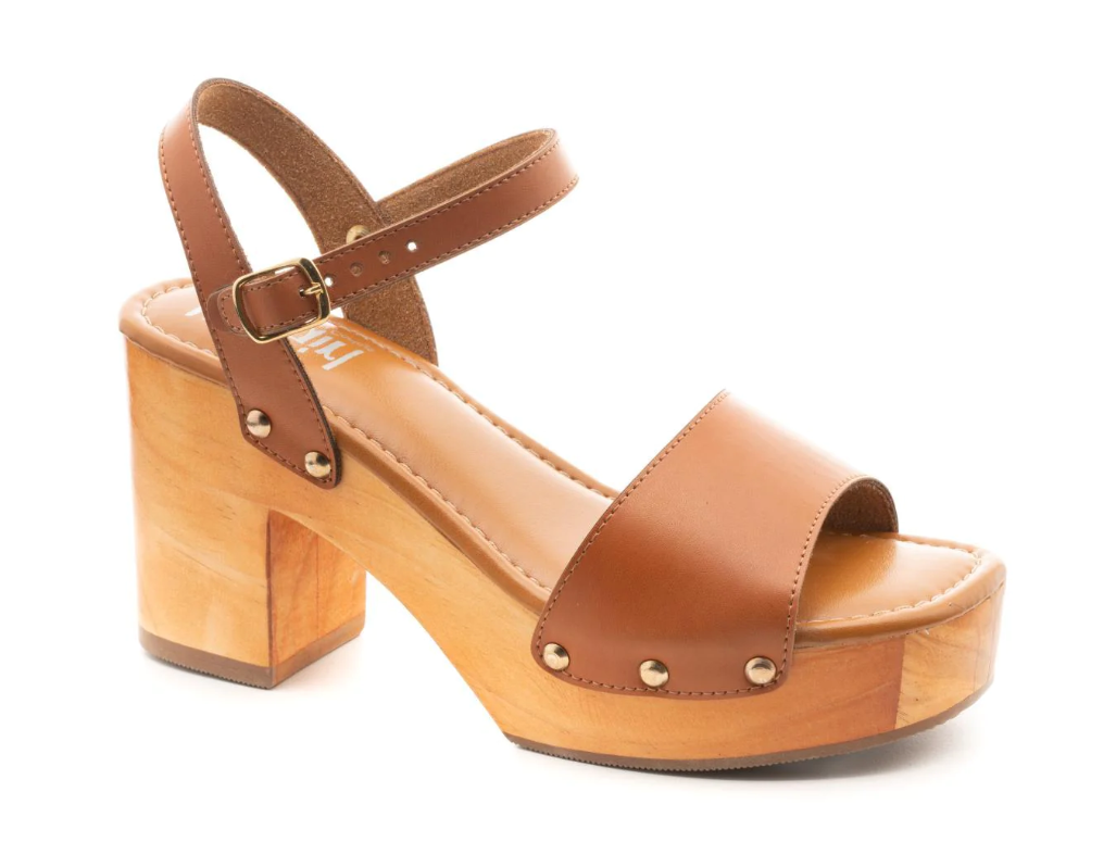Country Club - Tan Women's Shoes Corkys
