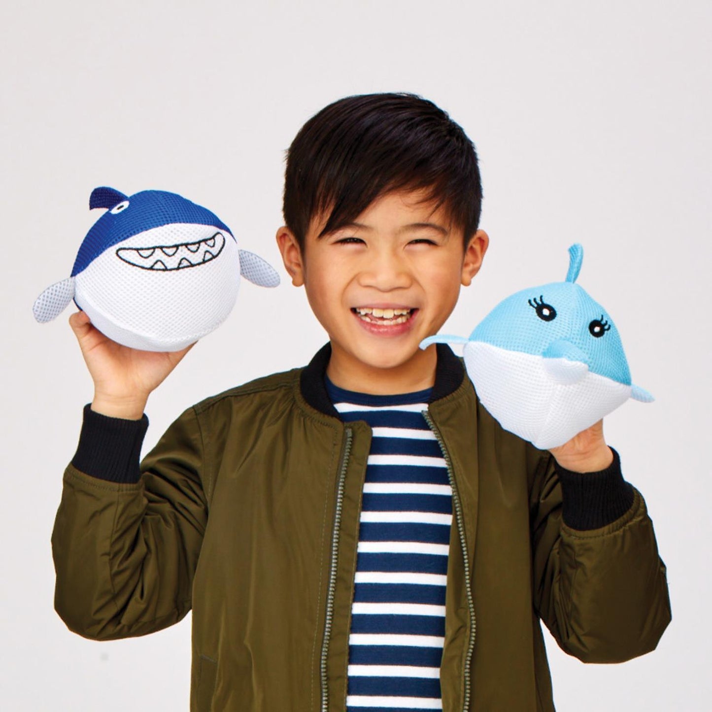 Sea Buddies Set of Two Inflatable Balls Toys Cupcakes & Cartwheels
