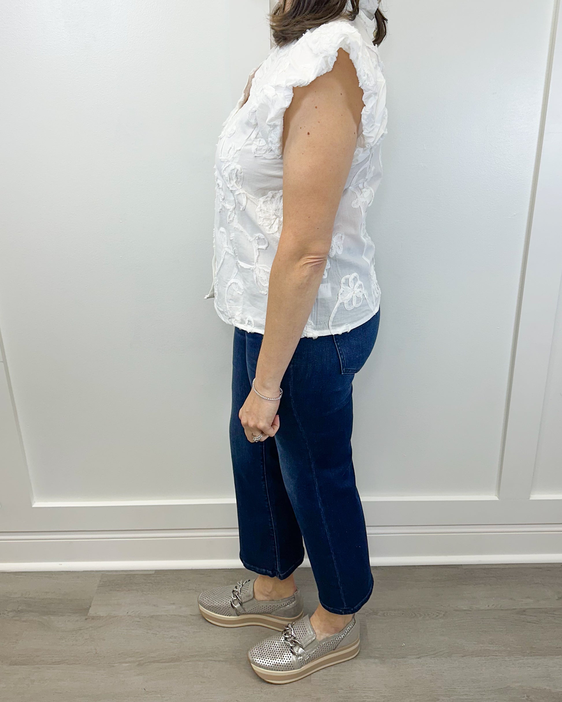 Ellie Top - White Tops Entro