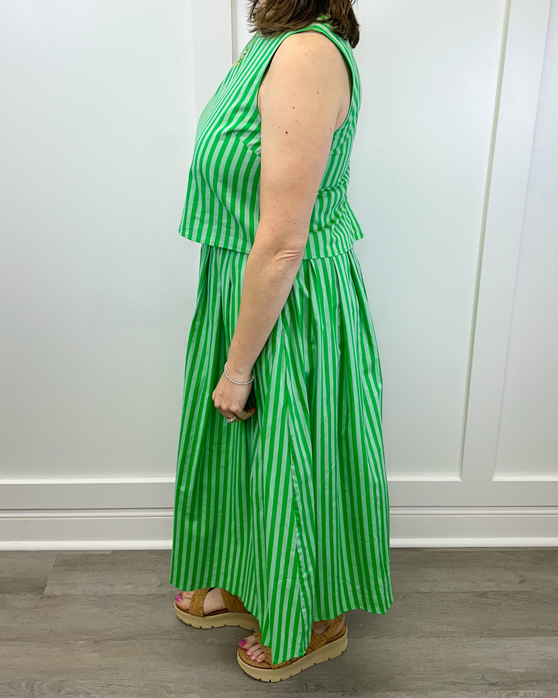 Falling for Summer Skirt - Green Skirts Entro