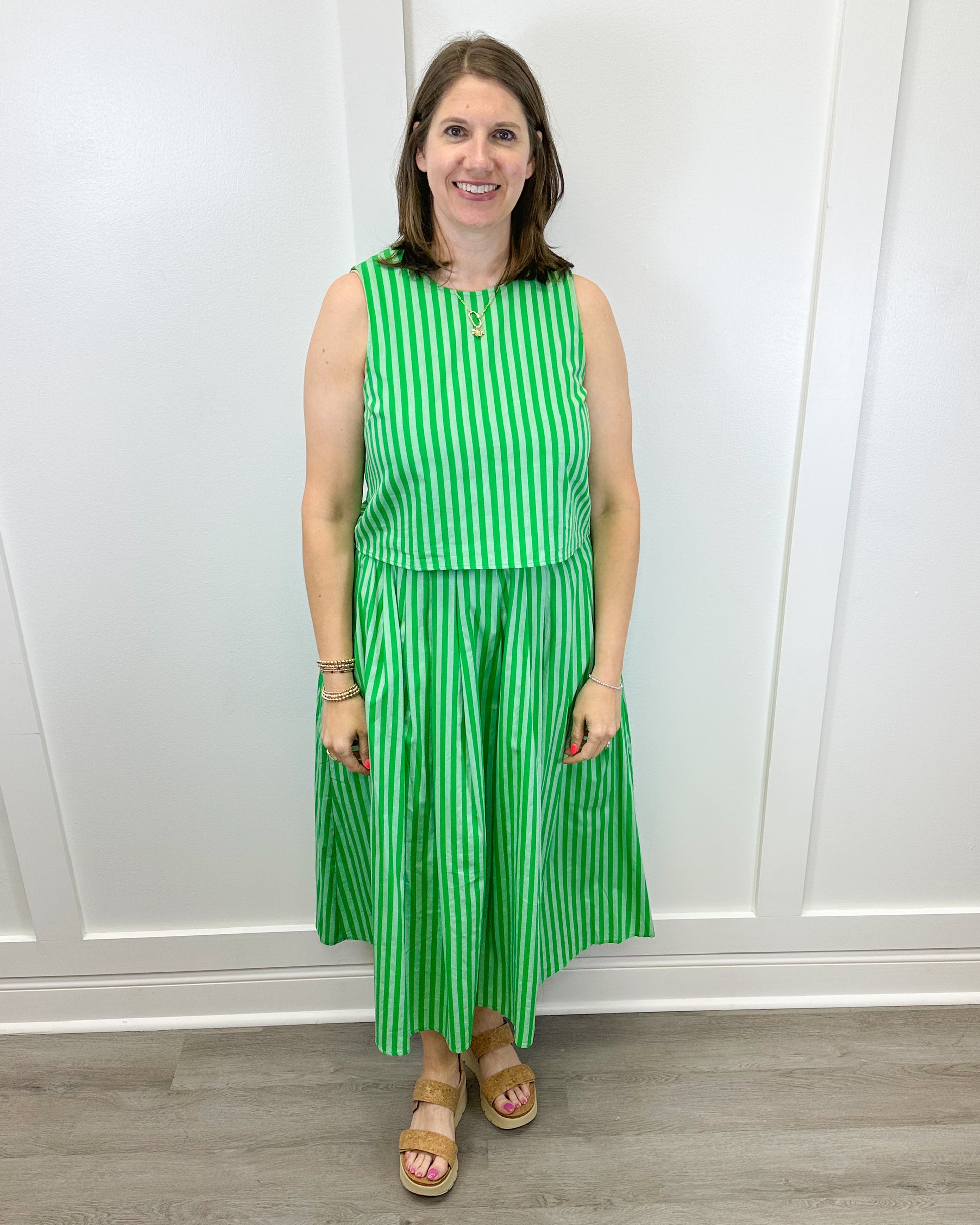 Falling for Summer Skirt - Green Skirts Entro