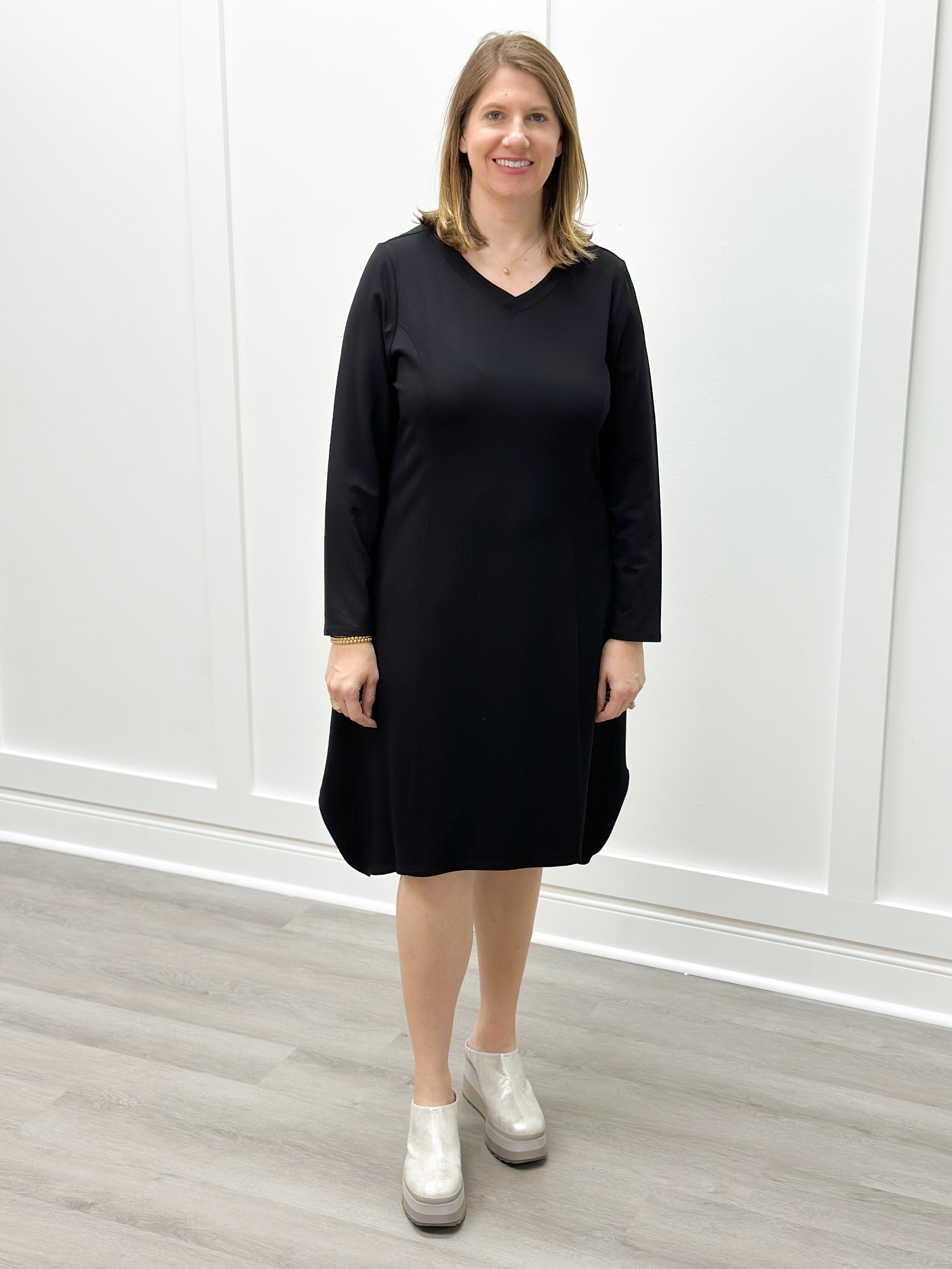 Perfect black shop travel dress