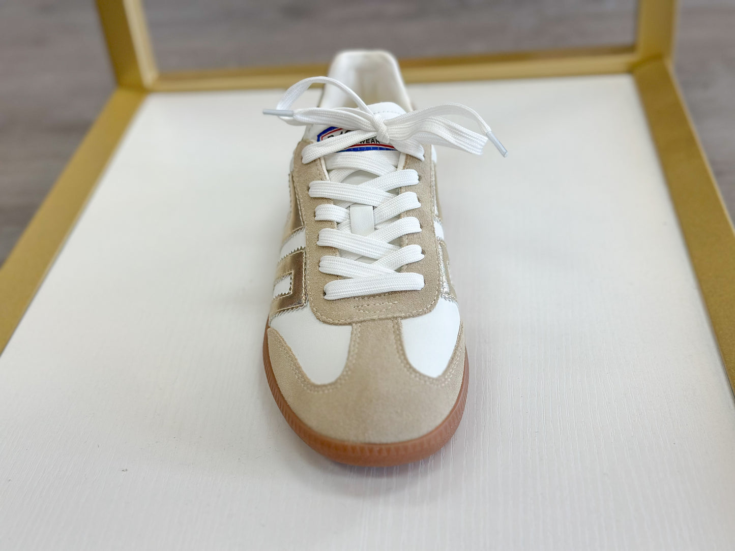 Cloud - Beige Shoes Back 70   