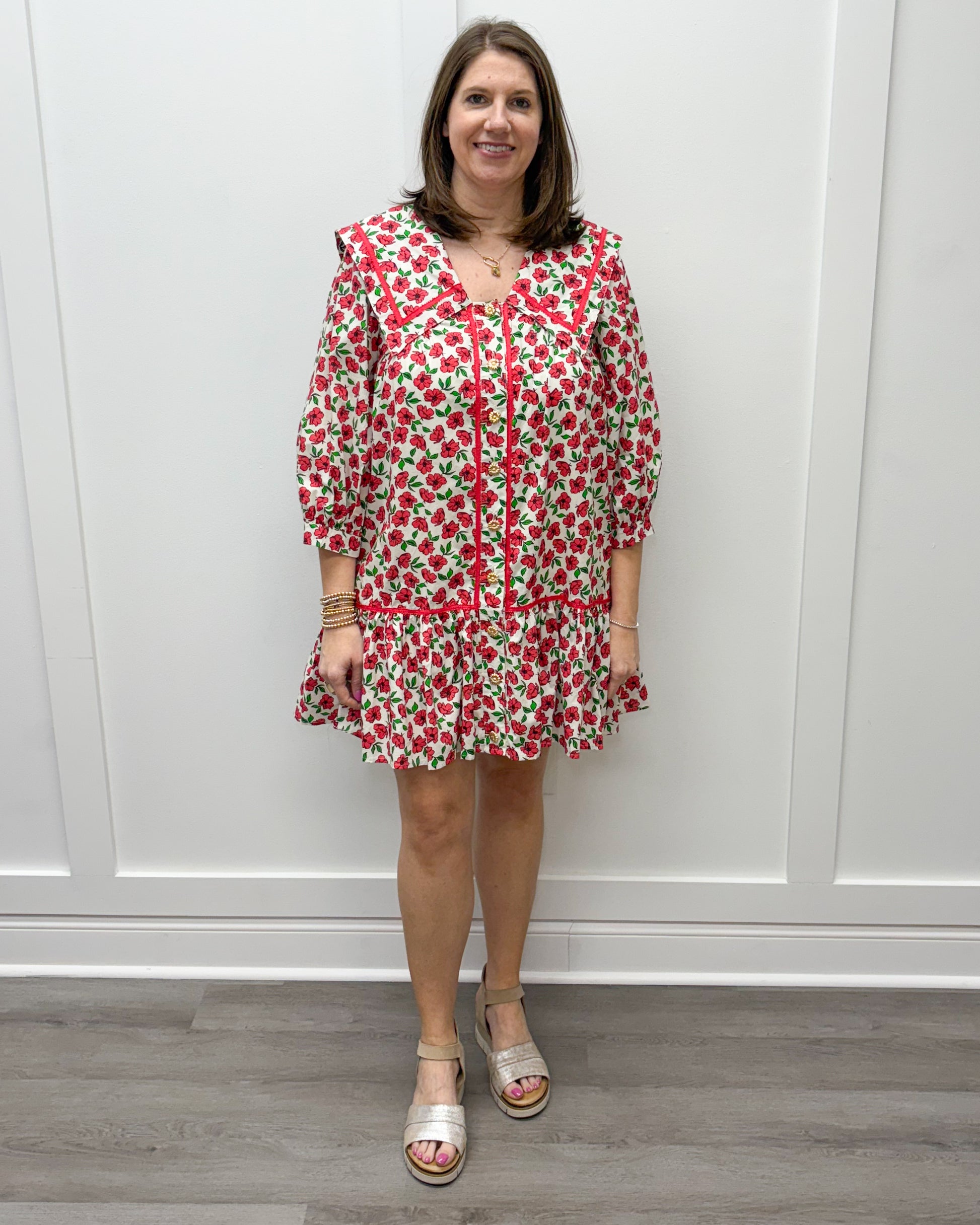Sheila Dress - Red Floral w/ Gold Flower Buttons Short Dresses Entro