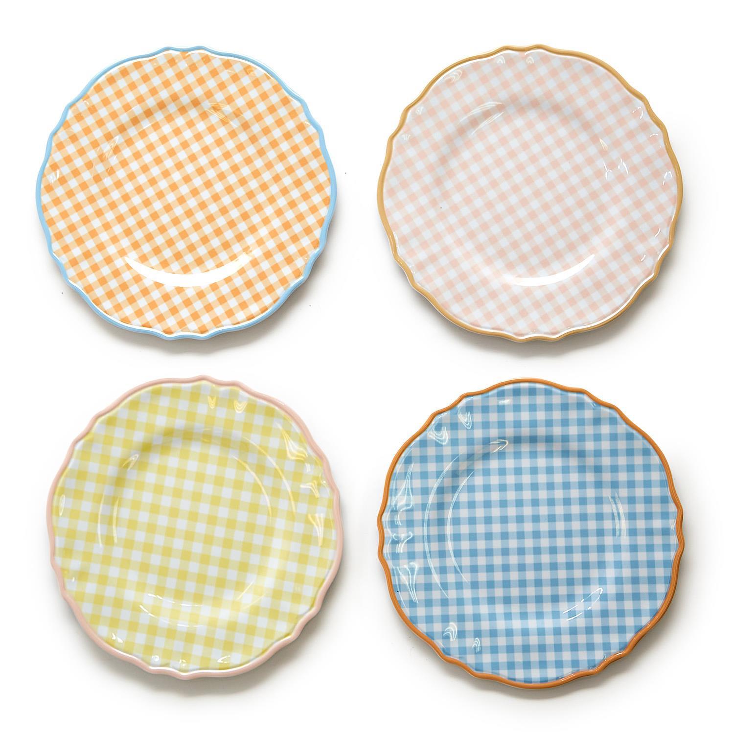 Gingham Garden Dinner Plates Set of 4 Kitchen + Entertaining Two's Company   