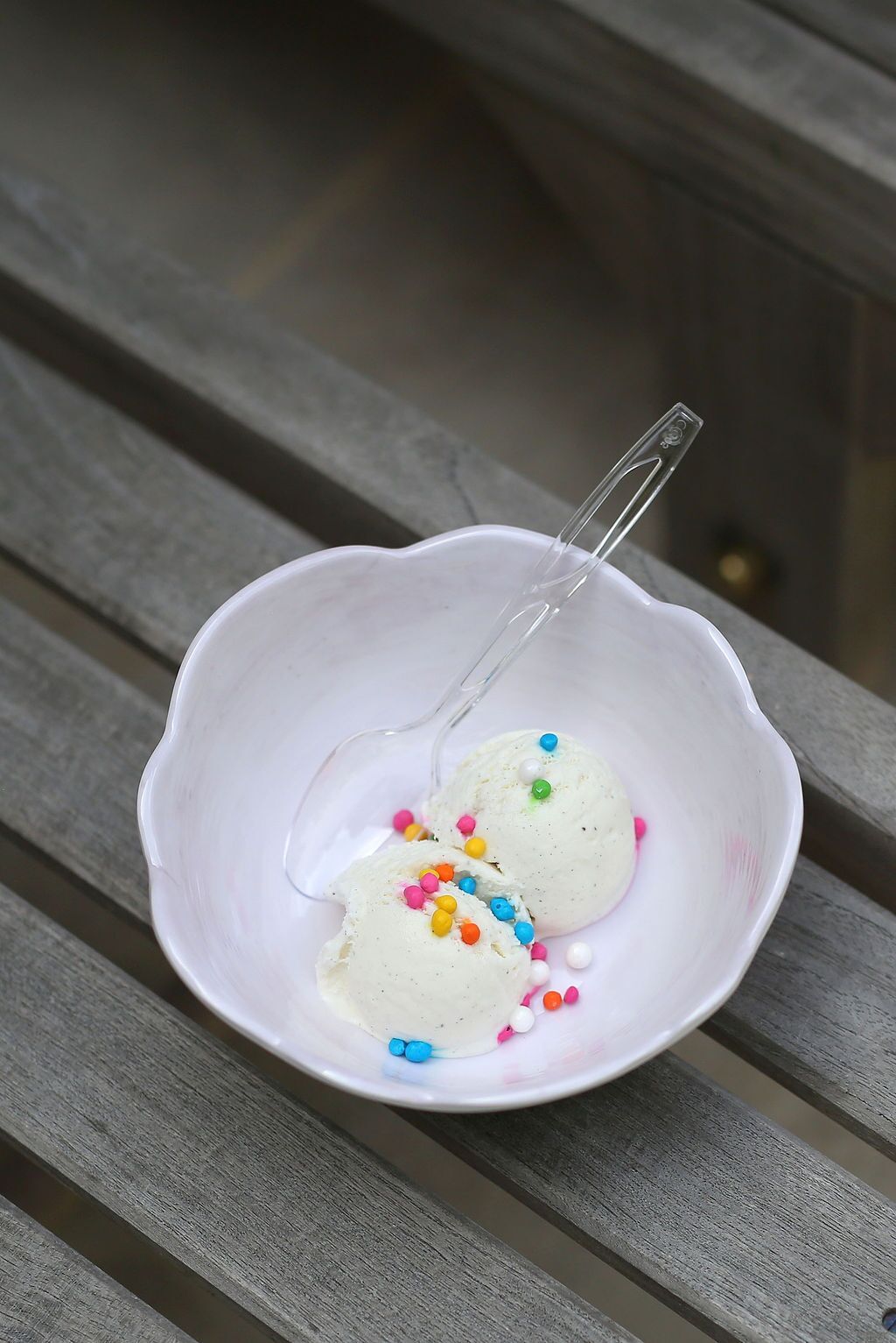Scalloped Soup/Cereal Bowl - Cream Home Decor Relish   